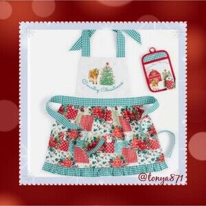 NEW The Pioneer Woman Country Christmas Cheerful Cow Rose Kitchen Apron